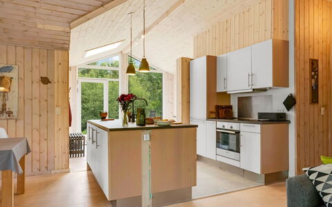 Uma - from the Sea: Meubles, Design Intérieur, Sol, Cuisine, Bois, Plafond, Luminaire, Sol, Comptoir, Table Cuisine Et Salle A Manger