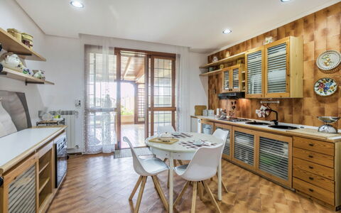 Villa Billona: Meubles, Design Intérieur, Sol, Cuisine, Sol, Bois, Cabinetry, Plafond, Pièce, Comptoir