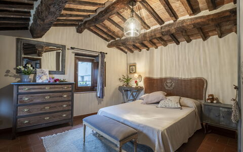 La Casa del Grillo Parlante: Meubles, Chambre, Lit, Design Intérieur, Domicile, Literie, Drap De Lit, Sol, Linge, Éclairage