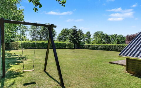 Troen - 400M from the Sea: Herbe, Plaine, Lot Terre, Jardin, Pelouse, Ombre, Parc, Prairie, Aménagement Paysager