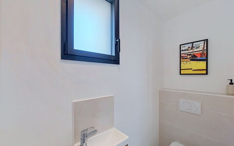4 Mouettes: Mur, Sol, Sol, Luminaire Plomberie, Design Intérieur, Domicile, Pièce, Salle De Bains, Robinet