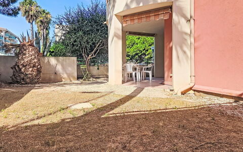 Nautica: Arbuste, Jardin, Biens, Allée, Ombre, Aménagement Paysager, Cour, Hacienda, Arrière-Cour
