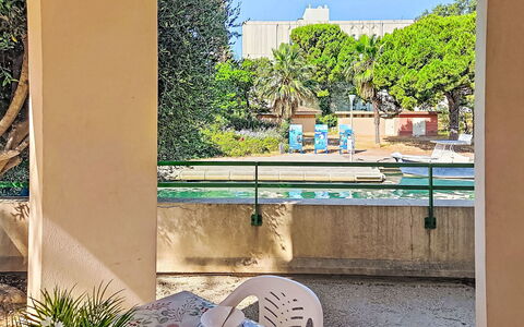 Nautica: Ombre, Jardin, Cour, Balcon, Aménagement Paysager, Arrière-Cour, Hacienda, Cour, Mobilier De Jardin, Eco Hôtel