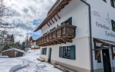 Karoline: Balcon