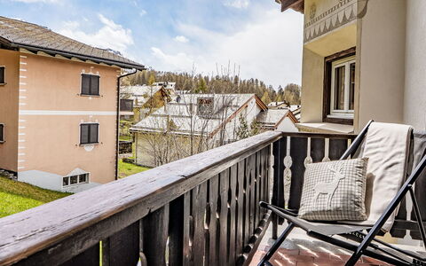 Chesa Minchületta: Domicile, Appartement, Balcon, Dur, Daylighting, Hôtel, Villa