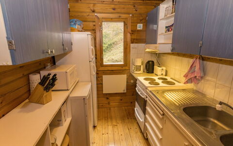 Villa Jumalvik: Bois, Sol, Sol, Design Intérieur, Pièce, Domicile, Meubles, Cuisine, Tache De Bois, Plafond
