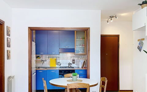 Casa Elena: Meubles, Sol, Bois, Design Intérieur, Sol, Pièce, Cuisine, Plafond, Éclairage, Appartement