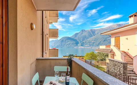 Casa Elena: Appartement, Domicile, Zone Résidentielle, Balcon, Chaîne De Montagnes, Recours, Hôtel, Appartement Penthouse, Eco Hôtel, Villa