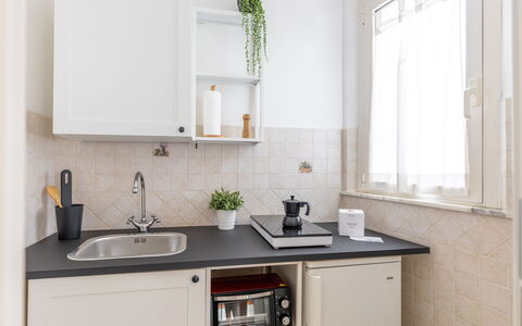 Fano Mare: Cuisine, Comptoir, Appareil De Cuisine, Cabinetry, Design Intérieur, Principaux Appliance, Meubles, Électroménager, Luminaire Plomberie, Robinet