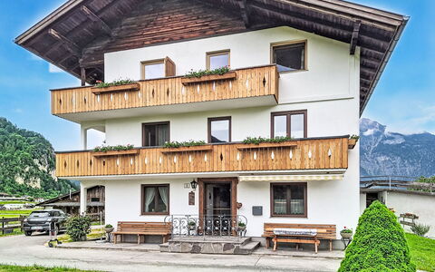 Schöflauerhof: Maison, Chalet, Balcon, Peindre