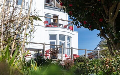Prince: Maison, Domicile, Balcon, Manoir, Villa