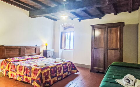 Rosmarino: Mur, Meubles, Sol, Design Intérieur, Sol, Plafond, Chambre, Pièce, Lit, Cadre De Lit