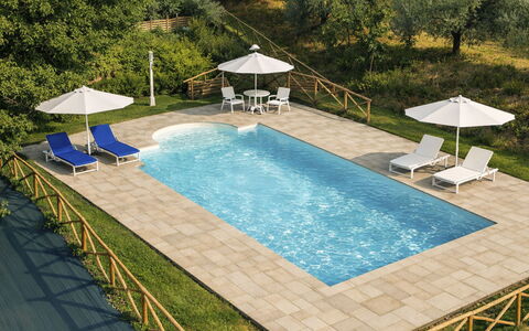 Casa dei Nonni: Bleu, Piscine, Mobilier De Jardin, Recours, Composite, Eco Hôtel, Dalle, Ombre, Parapluie, Balancelle