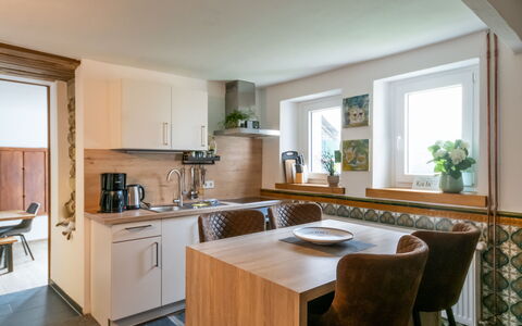 Messern: Meubles, Design Intérieur, Comptoir, Cuisine, Sol, Cabinetry, Appareil De Cuisine, Bois, Sol, Plafond