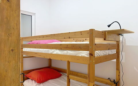 Ferienwohnung Heritage View Bacharach: Lit Superposé, Mur, Sol, Bois, Design Intérieur, Sol, Meubles, Lit, Chambre, Pièce