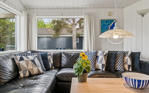 Liska - 60M from the Sea: Design Intérieur, Bois, Meubles, Canapé, Sol, Plafond, Sol, Salon, Domicile, Éclairage