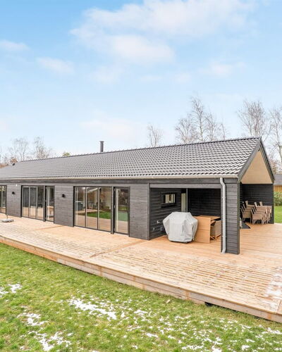 Martin - 800M from the Sea