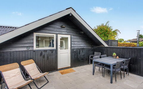 Kajsa - 150M from the Sea: Domicile, Chalet, Porche, Siding, Ferme, Structure En Plein Air