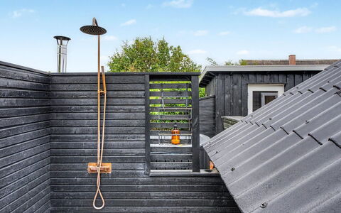 Kajsa - 150M from the Sea: Domicile, Chalet, Porche, Siding, Ferme, Structure En Plein Air