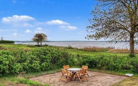 Imelda - 75M from the Sea: Paysage Naturel, Mer, Océan, Prairie, Côte, Pelouse, Rive, Jardin, Aménagement Paysager, Parc