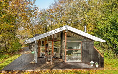 Esbern - 3.7Km from the Sea