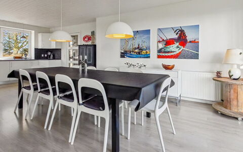 Aave - 5Km from the Sea: Bois, Domicile, Meubles, Plafond, Chalet, Salon, Dur, Chaise, Parquet