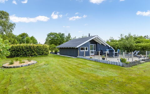 Elize - 10Km from the Sea: Vert, Colline, Montagnes, Agriculture, Plantation, Station De Montagne, Champ, Zone Rurale, Prairie, Pâturage