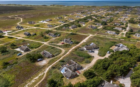 Eweline - 700M from the Sea: Paysage, Vue Du Ciel, Photographie Aérienne, Village, Chaparral, Baie