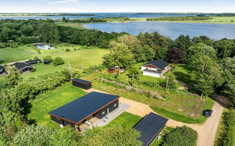 Diuri - 500M to the Fjord: Paysage, Lot Terre, Biens, Vue Du Ciel, Aménagement Paysager, Plantation, Eco Hôtel, Parc, Photographie Aérienne, Ferme