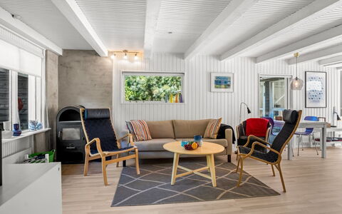 Nanne - from the Sea: Maison, Toit, Domicile, Chalet, Cabanon, Batiments Jardin, Siding, Cour, Cabane En Rondins, Cabane
