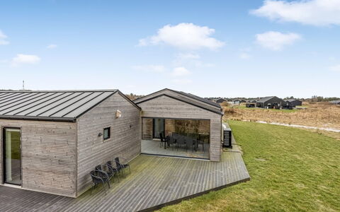 Annica - 1Km from the Sea: Maison, Toit, Domicile, Chalet, Cabanon, Batiments Jardin, Siding, Cour, Cabane En Rondins, Cabane