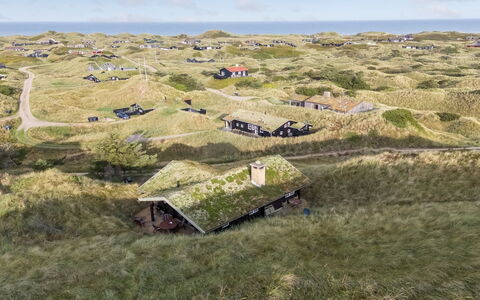 Apelone - 450M from the Sea: Écorégion, Montagnes, Terrain, À Déchaumer, Pente, Est Tombée, Prairie, Cabane, Steppe, Village