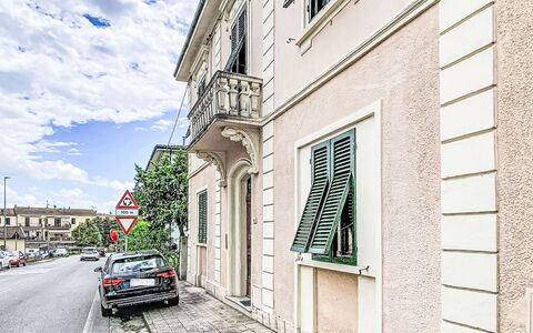 Lucia e Francesco: Blanc, Police De Caractère, Nombre