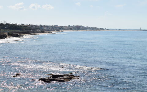 A Casa di Chica: Ciel, Bleu, Ressources En Eau, L'Eau, Plan D'Eau, Horizon, Côte, Roche, Cotiers Et Relief Océaniques, Mer