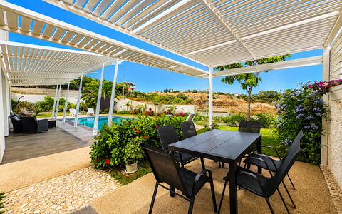 A Casa di Chica: Mobilier De Jardin, Meubles, Ombre, Recours, Eco Hôtel, Composite, Piscine, Chaise, Structure En Plein Air, Patio