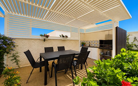 A Casa di Chica: Meubles, Ombre, Mobilier De Jardin, Plafond, Patio, Eco Hôtel, Chaise, Jardin, Balcon, Tableau De Plein Air
