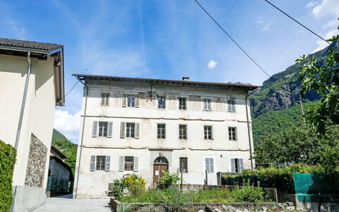 Palazzo Landfogti Studio: Maison, Établissements Humains, Village, Village De Montagne