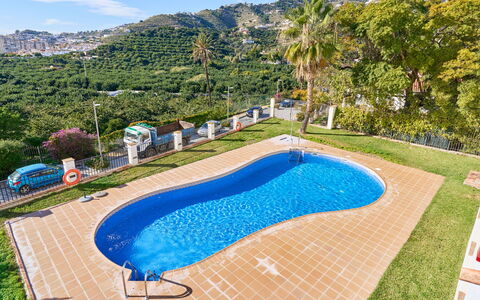 Almuñécar 122: Bleu, Piscine, Recours, Ombre, Loisir, Clôture, Mobilier De Jardin, Ville Resort, Eco Hôtel, Tropiques