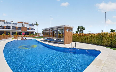 Lamar Resort Vii: Appartement, Balcon, Condominium, Clôture, Mobilier De Jardin