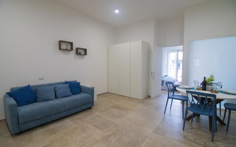 Elementi Luxury Otranto: Sol, Sol, Design Intérieur, Bois, Meubles, Plafond, Pièce, Éclairage, Appartement, Salon