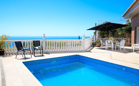 Magdalena: Piscine, Bleu, Recours, Loisir, Mobilier De Jardin, Eco Hôtel, Balcon, Vacances, Villa, Biens