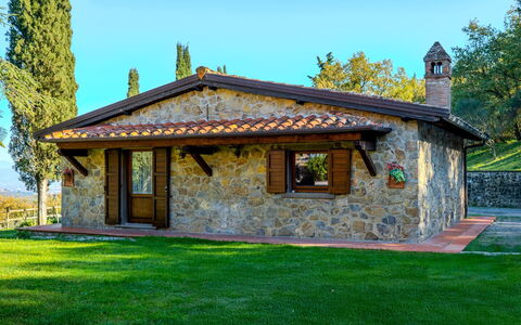 Villa la Guardiola: Bois, Chalet, Maison, Toit, Domicile, Porte, Lot Terre, Ferme, Jardin, Biens