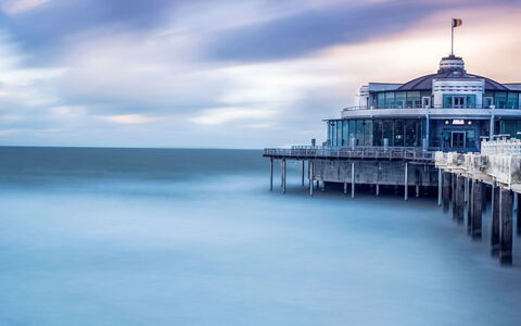 Pier: Bleu, L'Eau, Plan D'Eau, Horizon, Jetée, Mer, Océan, Cotiers Et Relief Océaniques