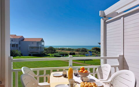 Lumière et Vue Océan: Appartement, Balcon, Côte, Hôtel, Recours, Station Balnéaire, Ville Resort, Baie, Appartement Penthouse