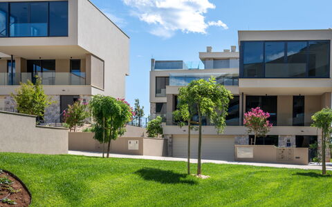 Logement:&nbsp;Petram Deluxe Villa with Rooftop Pool 121.5
