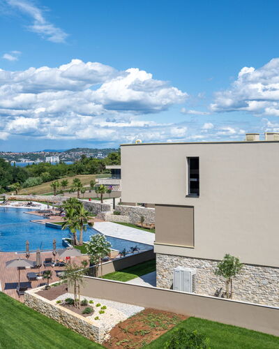 Petram 2 Bedroom Villa with Studio Room 121.2