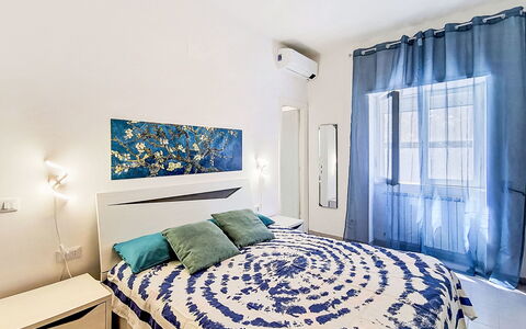 Bemi' Al Mare: Meubles, Bleu, Lit, Design Intérieur, Chambre, Sol, Sol, Literie, Drap De Lit, Pièce