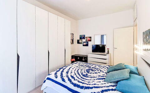 Bemi' Al Mare: Lit, Meubles, Chambre, Design Intérieur, Mur, Drap De Lit, Literie, Sol, Sol, Textile