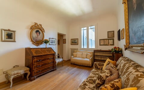 Casa dello Scrittore: Meubles, Design Intérieur, Mur, Bois, Sol, Cadre, Sol, Pièce, Éclairage, Salon