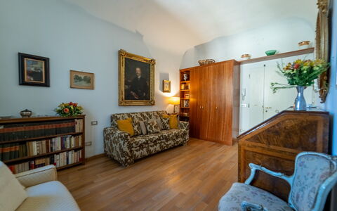 Casa dello Scrittore: Meubles, Design Intérieur, Mur, Sol, Bois, Sol, Canapé, Cadre, Pièce, Salon